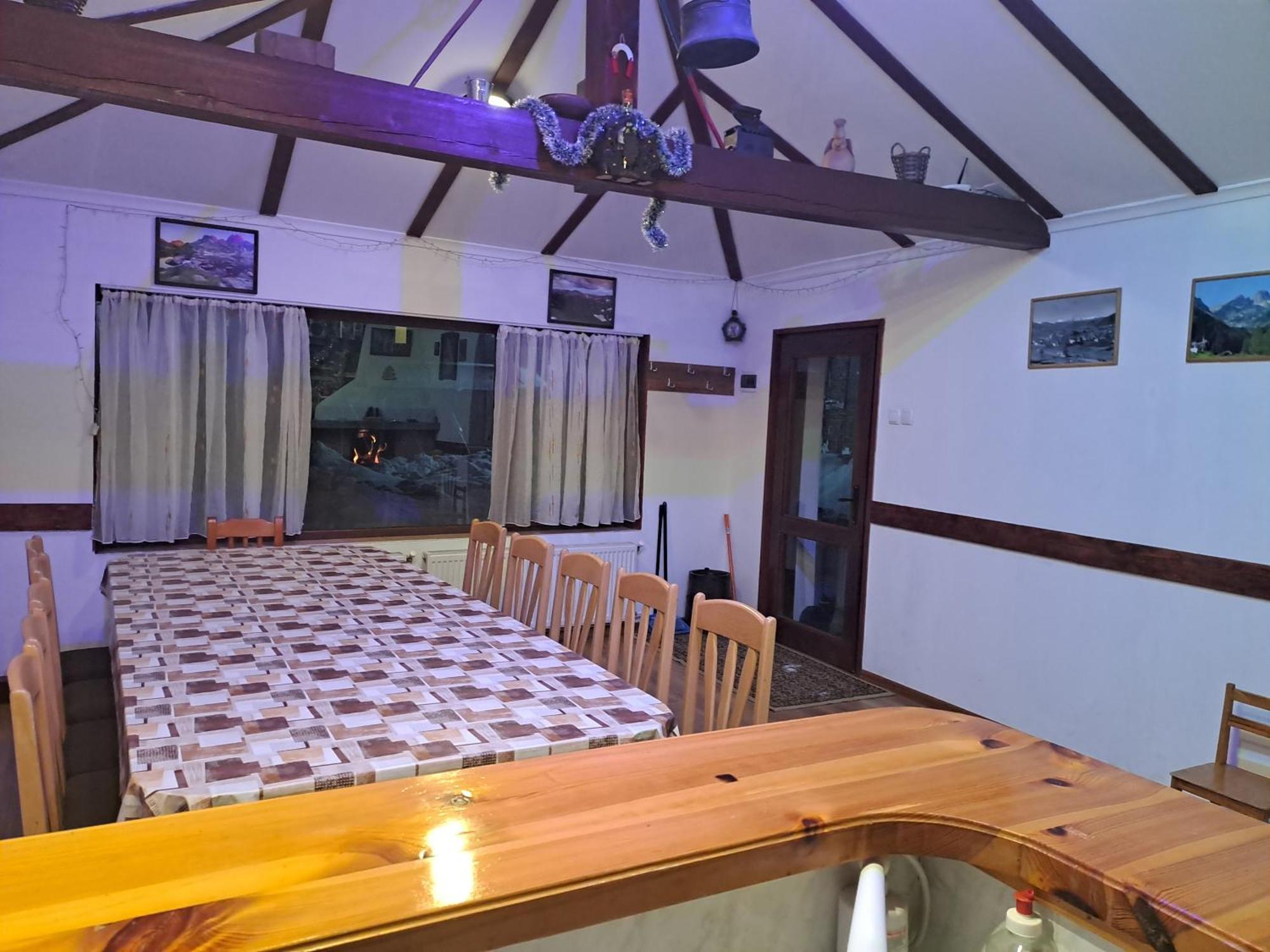 Guest House Lorian Madzhare Luaran gambar